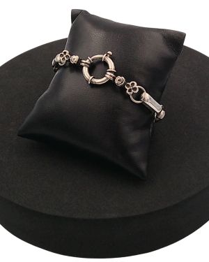 Hand-made bracelet with boltring clasp