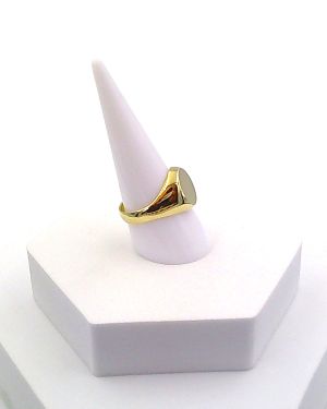 Signet ring