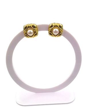 Square pearl earrings
