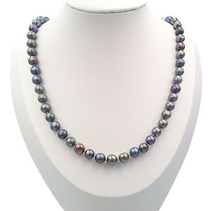 Cultured pearl necklace